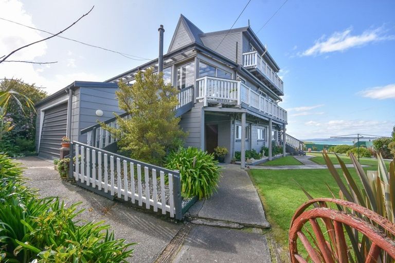 Photo of property in 10 Rimu Street, Kaka Point, Balclutha, 9271