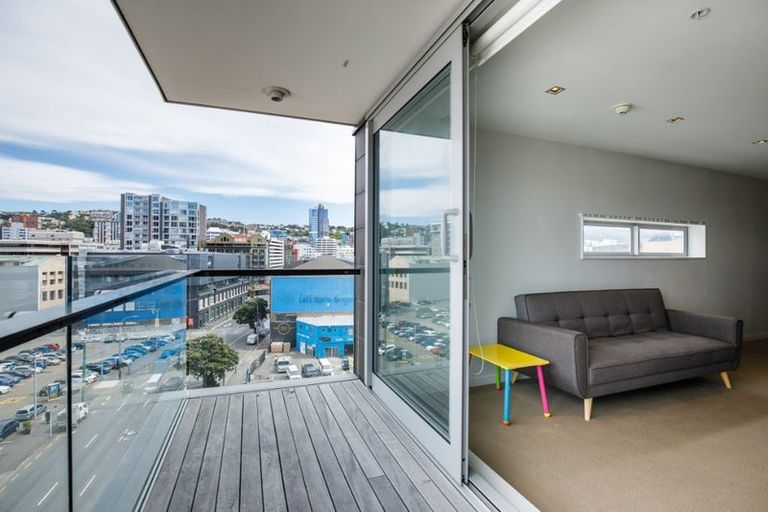 Photo of property in Monument Apartments, 7a/245 Wakefield Street, Te Aro, Wellington, 6011