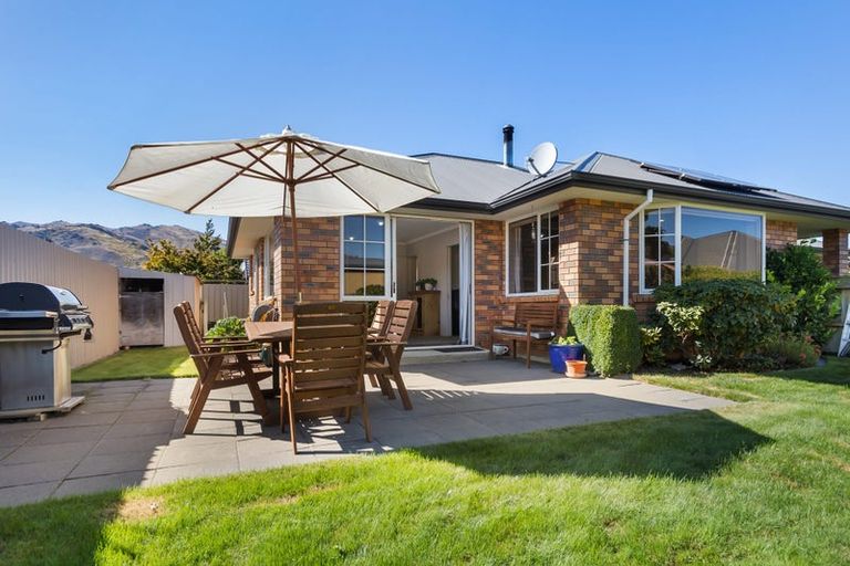 Photo of property in 9 Fenwick Crescent, Cromwell, 9310