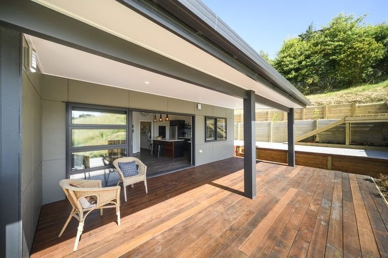 Photo of property in 107 Cashmere Drive, Fitzherbert, Palmerston North, 4410