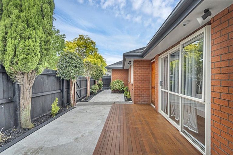 Photo of property in 28 Berwick Street, St Albans, Christchurch, 8014
