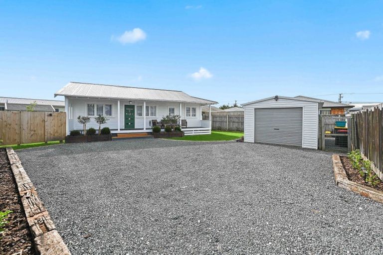 Photo of property in 4 Sunnyside Road, Nawton, Hamilton, 3200