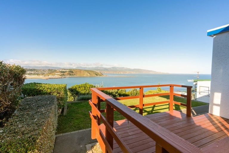 Photo of property in 73 View Road, Houghton Bay, Wellington, 6023