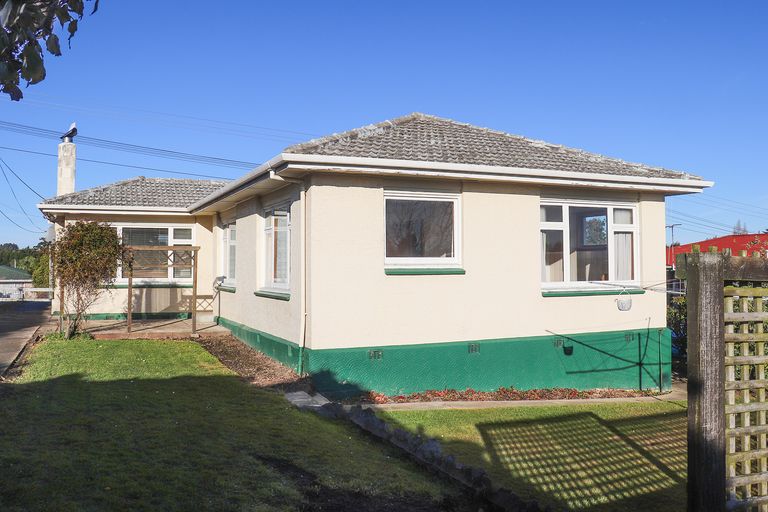 Photo of property in 30 Awamoa Road, Holmes Hill, Oamaru, 9401