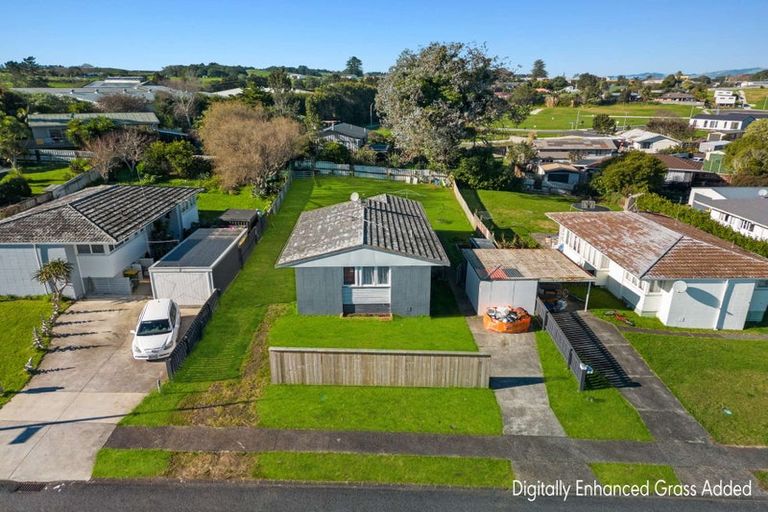 Photo of property in 9 Totara Street, Waiuku, 2123