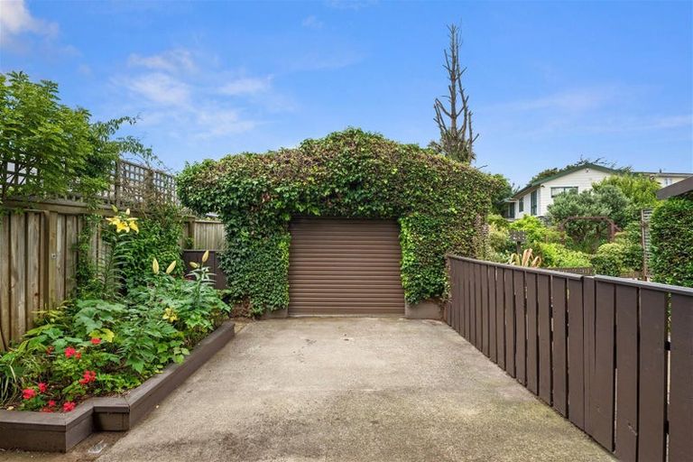 Photo of property in 1 Kiwi Street, Springfield, Rotorua, 3015