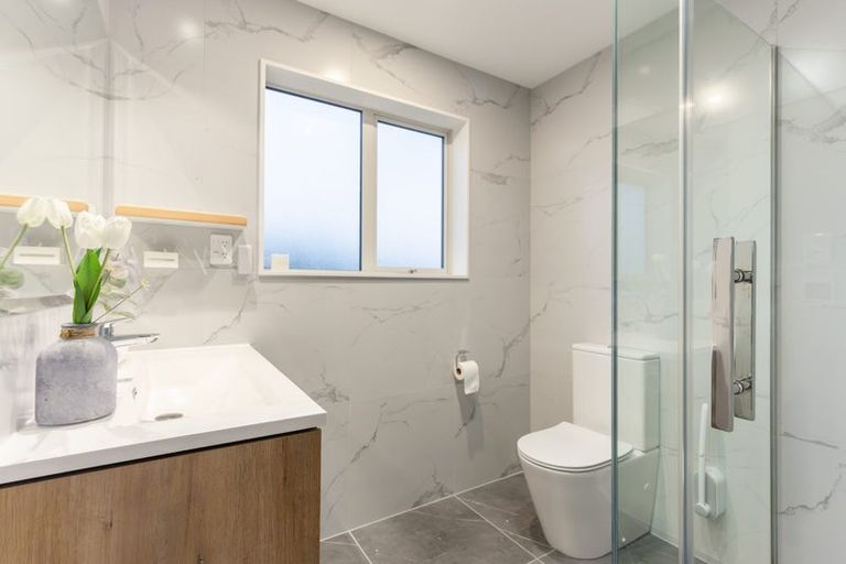 Photo of property in 47 Johns Creek Crescent, Silverdale, 0932