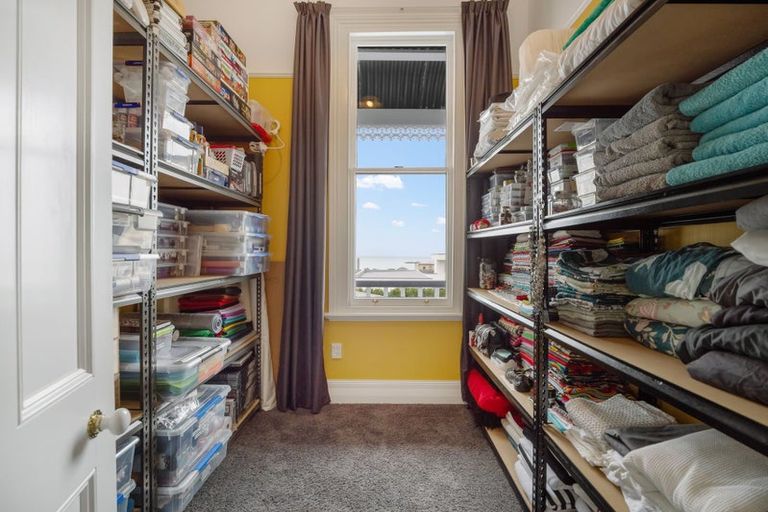 Photo of property in 19 Wharfe Street, South Hill, Oamaru, 9400