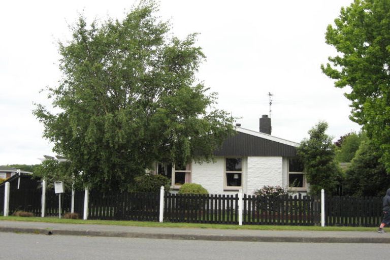 Photo of property in 233 Northbrook Road, Rangiora, 7400