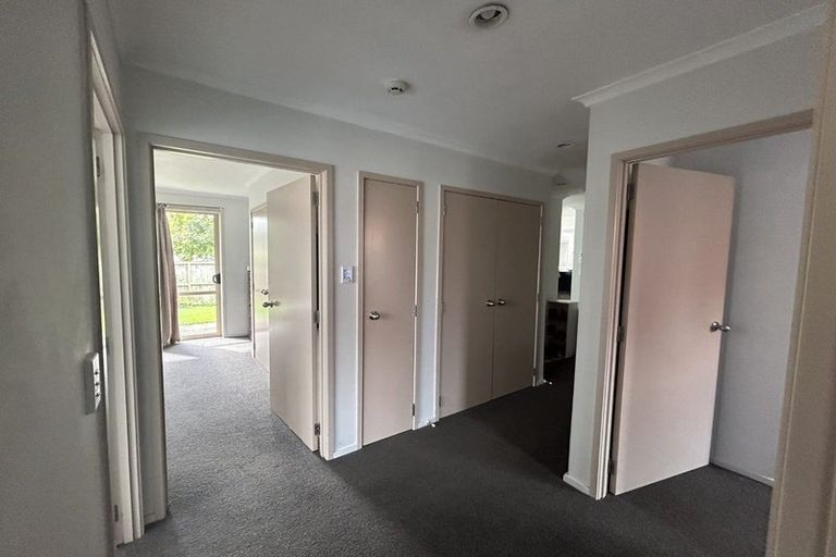 Photo of property in 2 Grevillea Place, Melville, Hamilton, 3206