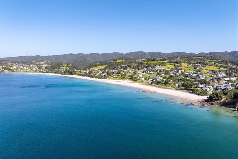 Photo of property in 1123 Cove Road, Langs Beach, Waipu, 0582