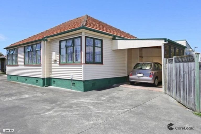 Photo of property in 1/20 Russell Road, Marewa, Napier, 4110