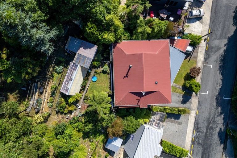 Photo of property in 16 Arthur Crescent, Waikawa, Picton, 7220