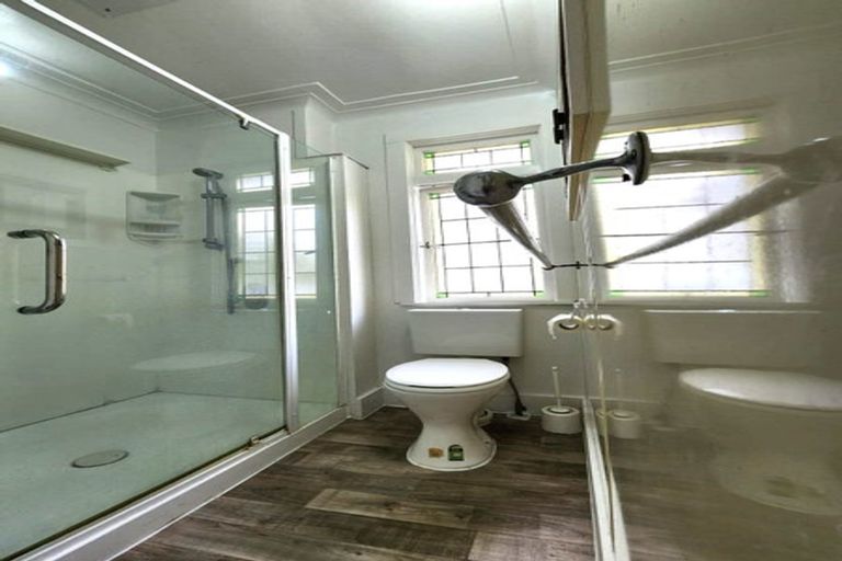 Photo of property in 114 Alcoba Street, Te Kamo, Kamo, 0112