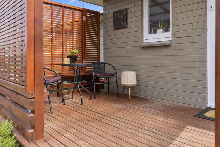 Photo of property in 6 Kaka Street, Western Heights, Rotorua, 3015