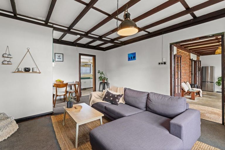 Photo of property in 20 Pukeko Place, Westshore, Napier, 4110