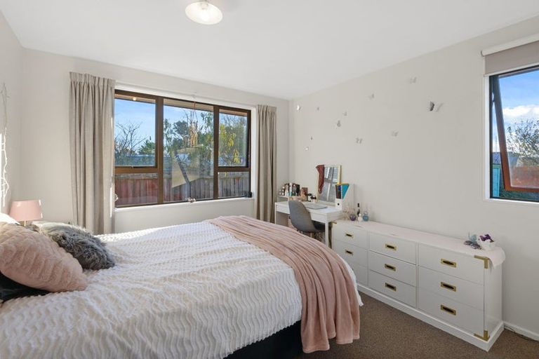 Photo of property in 30 Auburn Avenue, Upper Riccarton, Christchurch, 8041