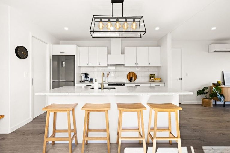 Photo of property in 11 Hurunui Drive, Te Awa, Napier, 4110