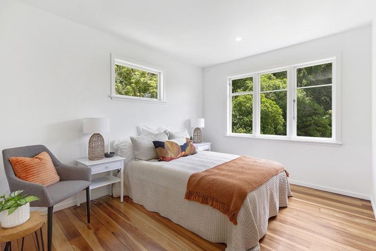 Photo of property in 243 Main Road, Tawa, Wellington, 5028