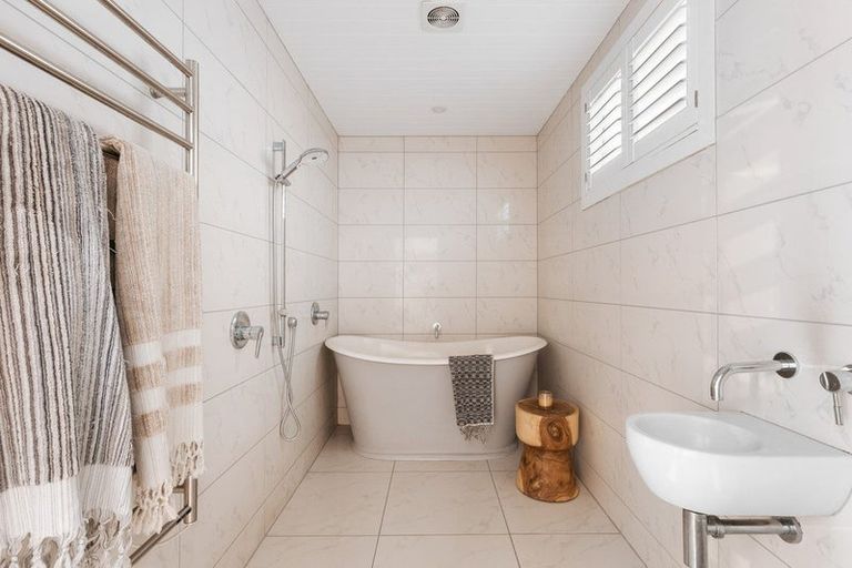 Photo of property in 36 Te Ngaio Road, Mount Maunganui, 3116