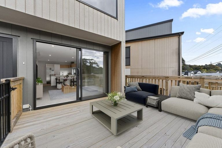 Photo of property in 8/4 Tawhai Street, Stokes Valley, Lower Hutt, 5019