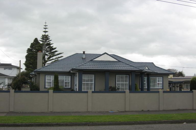 Photo of property in 4 York Street, Levin, 5510