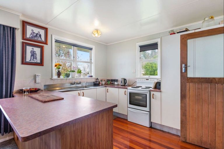 Photo of property in 1797 State Highway 3, Awahuri, Palmerston North, 4479