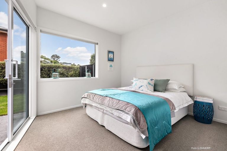 Photo of property in 49b Waru Street, Khandallah, Wellington, 6035