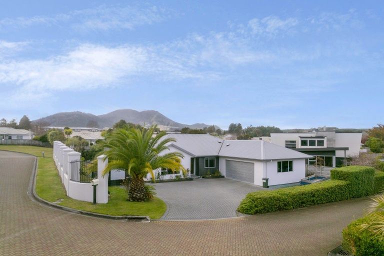 Photo of property in 53 Puriri Street, Hilltop, Taupo, 3330