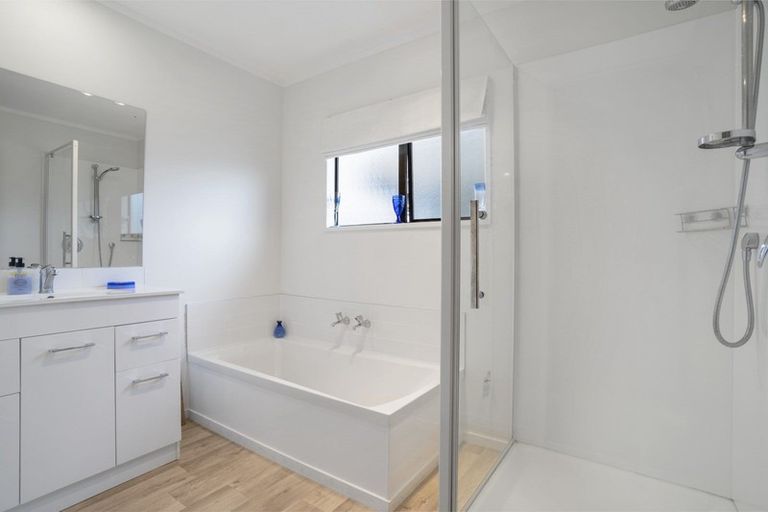 Photo of property in 163 Durrant Drive, Whangamata, 3620