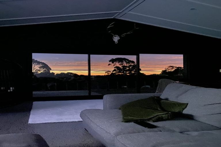 Photo of property in 101a Logan Road, Pukekawa, Tuakau, 2696