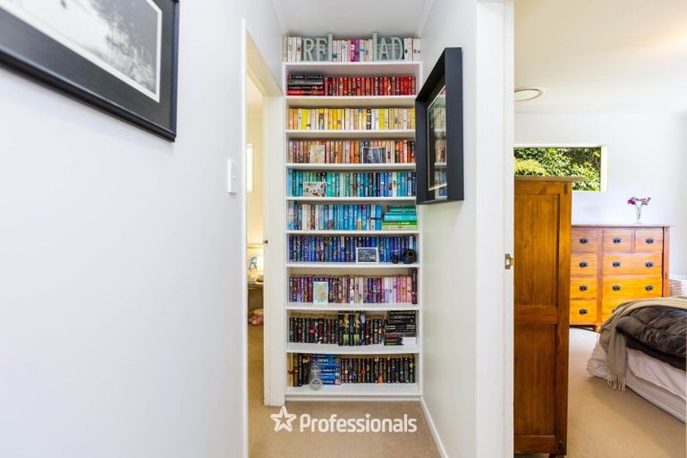 Photo of property in 96 Kamahi Street, Stokes Valley, Lower Hutt, 5019