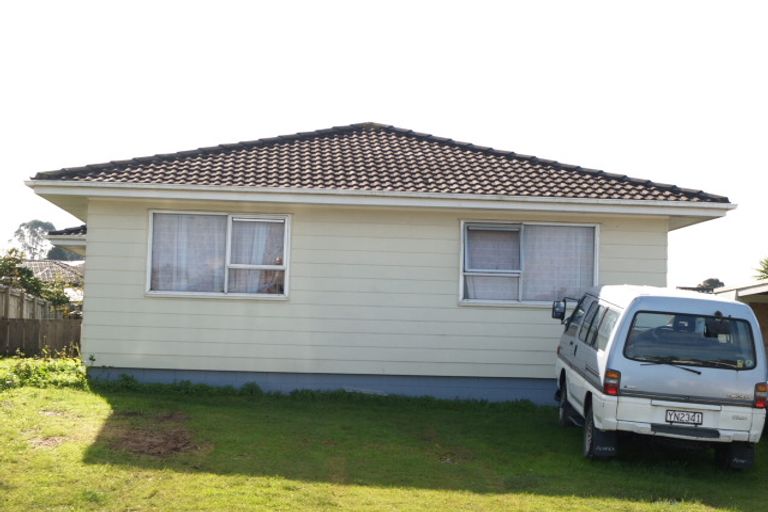 Photo of property in 3 Cottingham Crescent, Mangere East, Auckland, 2024