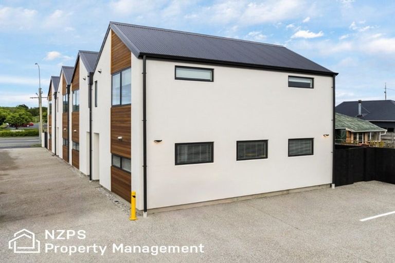 Photo of property in 48e Victoria Road, Saint Kilda, 9012