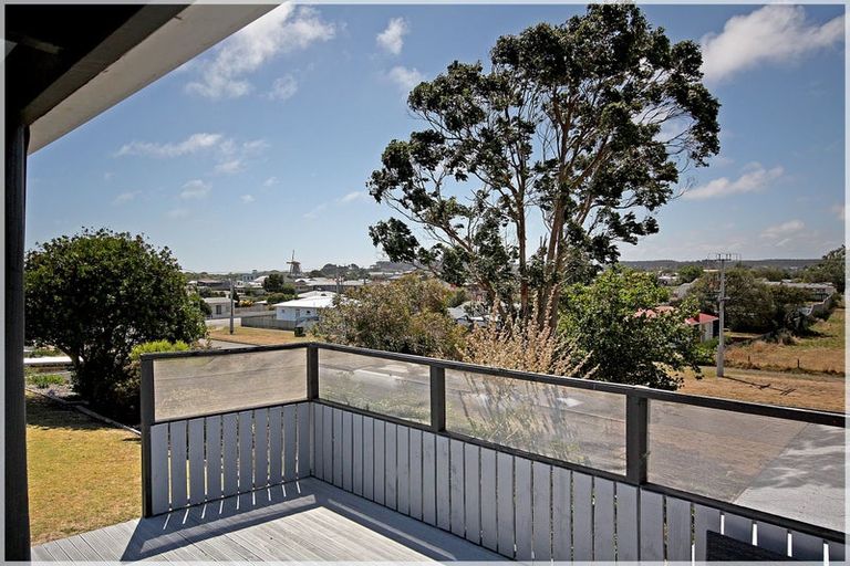 Photo of property in 16a Union Street, Foxton, 4814