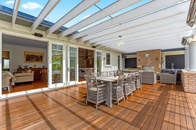 Photo of property in 176 Access Road, Kumeu, 0891