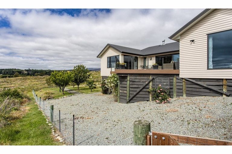 Photo of property in 98c Ohau Drive, Lake Ohau, Twizel, 9412