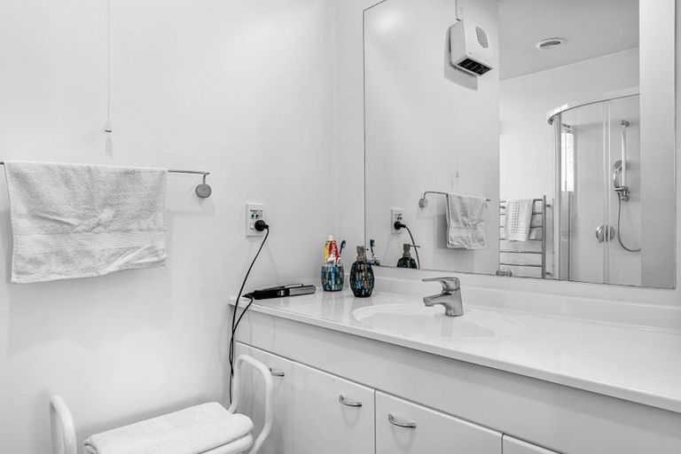 Photo of property in 76 Trafalgar Street, St Albans, Christchurch, 8014