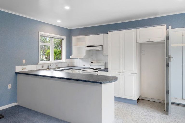 Photo of property in 1 Roscoe Street, Saint Martins, Christchurch, 8022