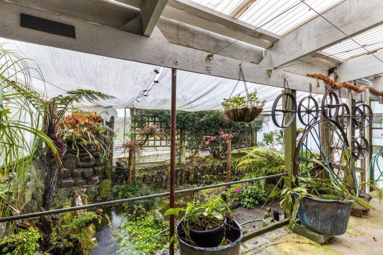 Photo of property in 42 Park Lane, Waitara, 4320