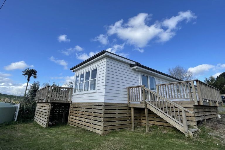 Photo of property in 64 Hurndall Street East, Maungaturoto, 0520