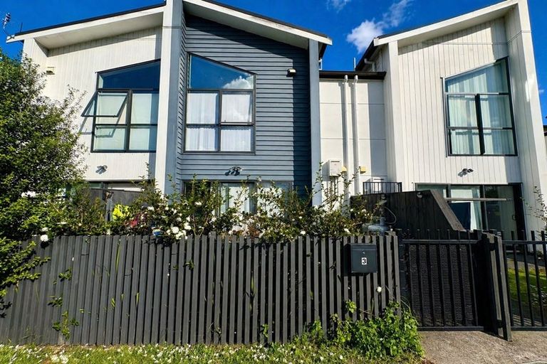 Photo of property in 3 Pasla Close, Papakura, 2110