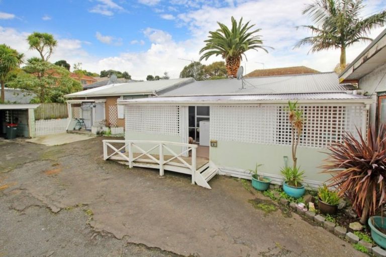Photo of property in 2/37 Hillside Road, Papatoetoe, Auckland, 2025