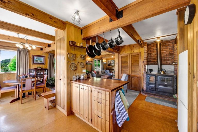 Photo of property in 6707 Ohura Road, Kohuratahi, Stratford, 4396