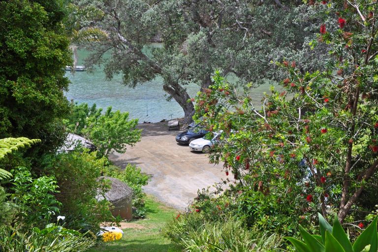Photo of property in 4 Schoolhouse Bay Road, Kawau Island, 0920
