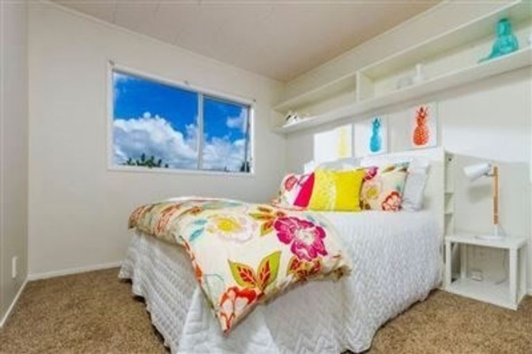 Photo of property in 1/4 Malibu Grove, Bayview, Auckland, 0629