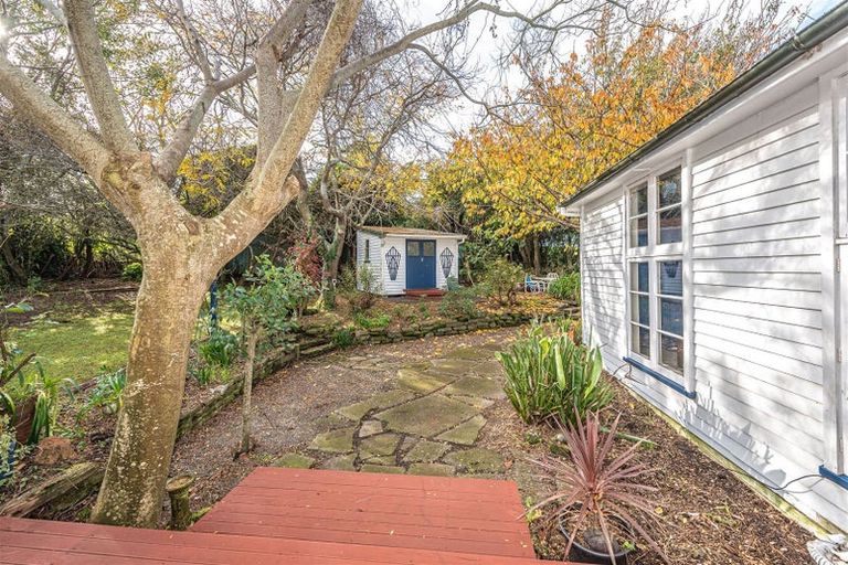 Photo of property in 2a Weraroa Road, Waverley, 4510