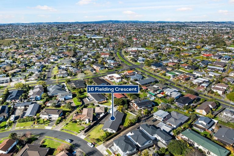 Photo of property in 16 Fielding Crescent, Farm Cove, Auckland, 2012