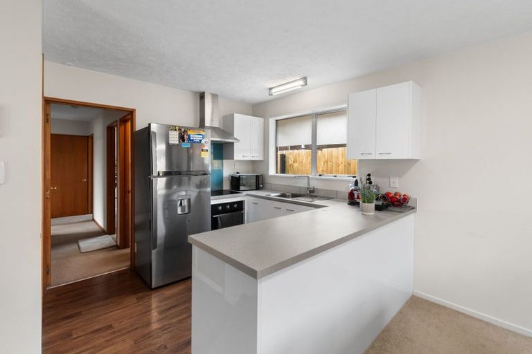 Photo of property in 3/42 Division Street, Riccarton, Christchurch, 8041