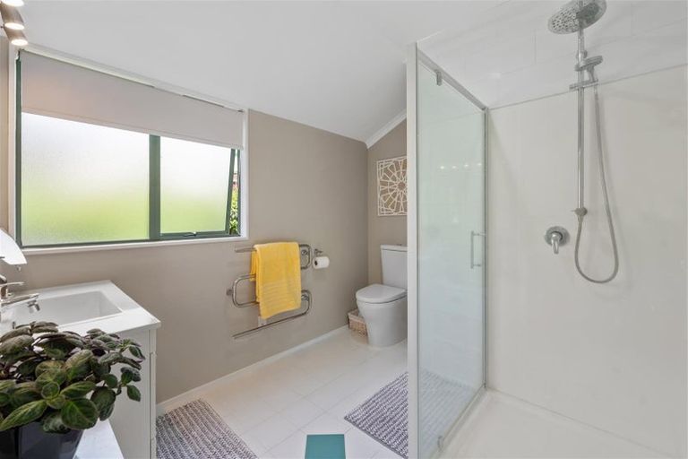 Photo of property in 57 Basley Road, Owhata, Rotorua, 3010